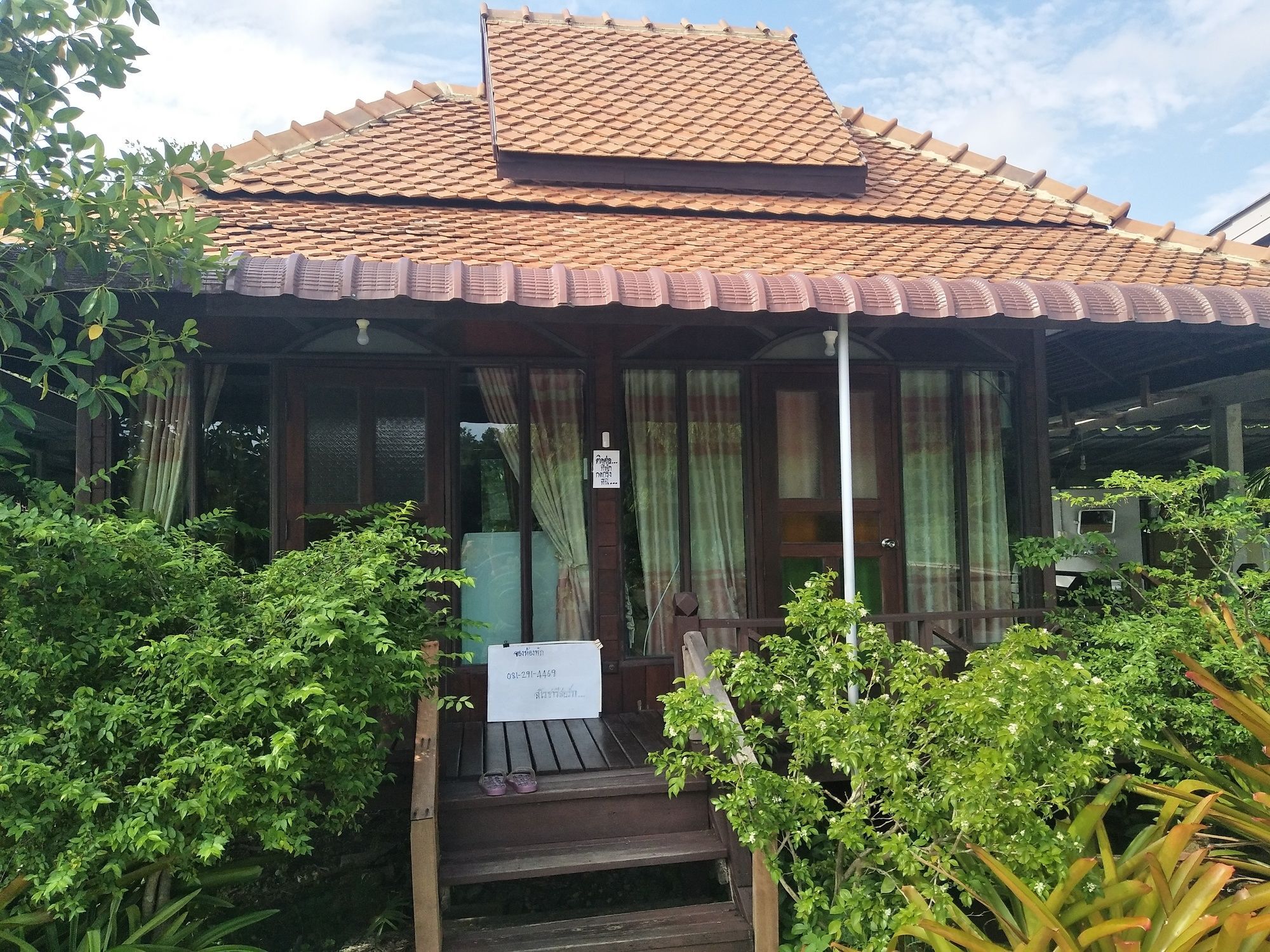 Sarocha Resort Rayong Exterior foto